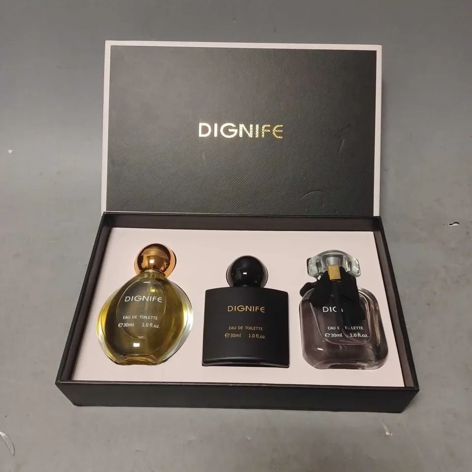 BOXED DIGNIFE EAU DE TOILETTE SET 3X30ML