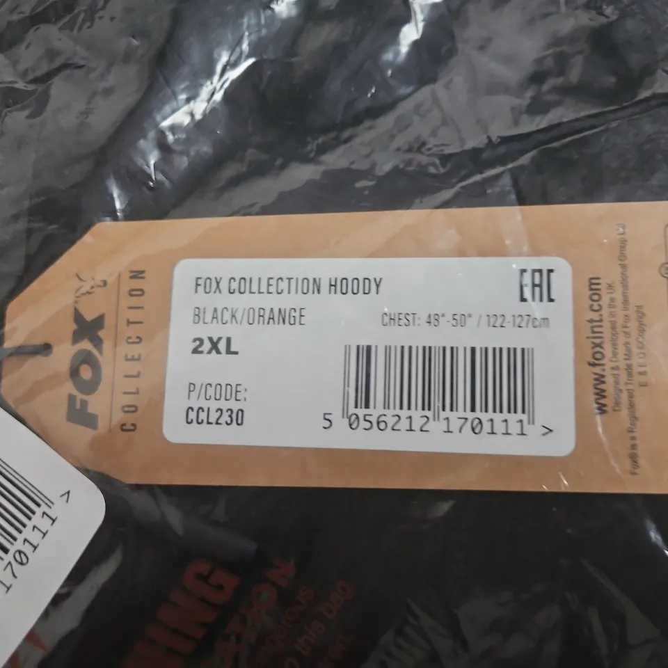 BAGGED FOX COLLECTION HOODY – BLACK/ORANGE, UK 2XL