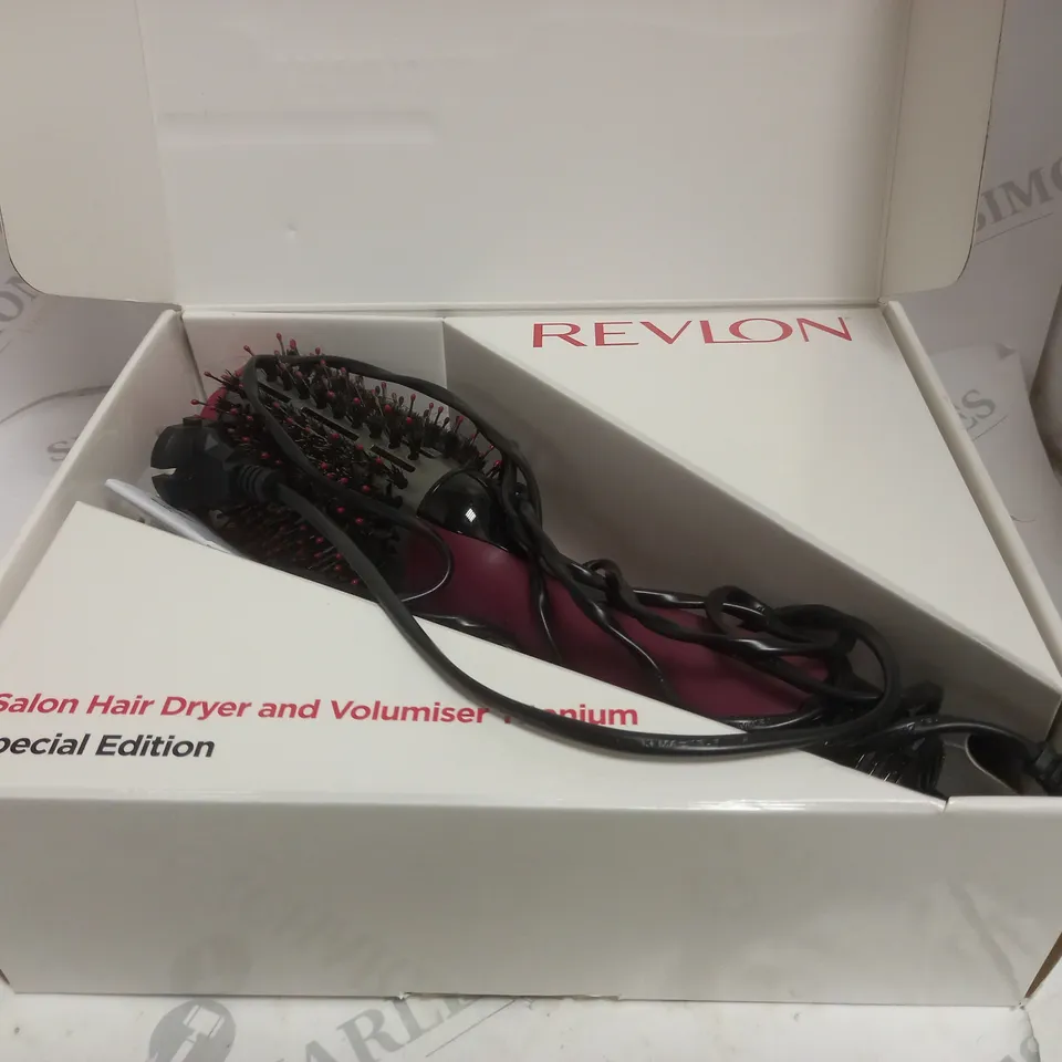 BOXED REVLON SPECIAL EDITION ONE-STEP VOLUMISER 