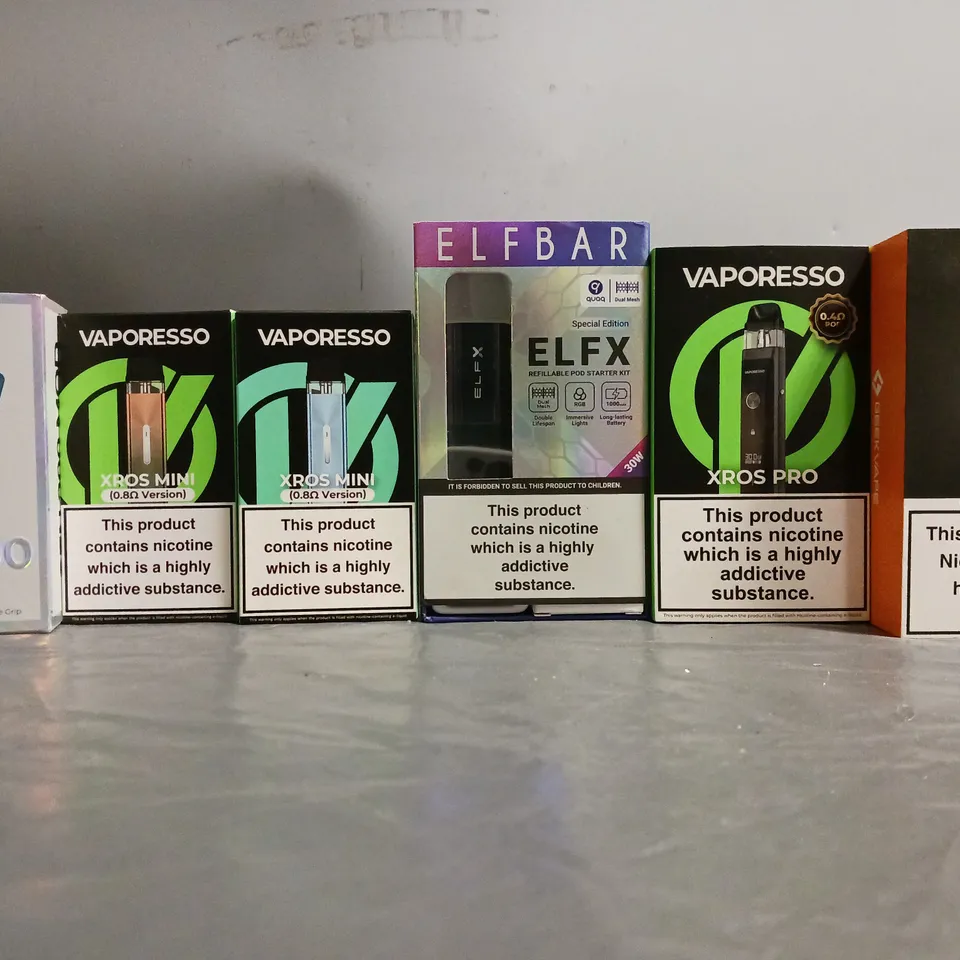 BOX OF APPROXIMATELY 18 ASSORTED E-CIGARETTES TO INCLUDE - GEEKVAPE , ASPIRE , ELFBAR ETC