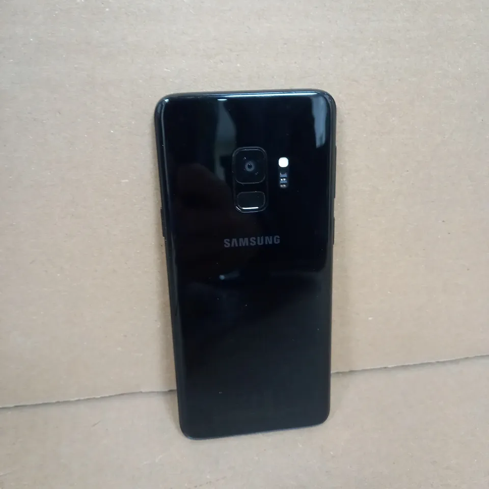 SAMSUNG GALAXY S9 SMARTPHONE IN BLACK