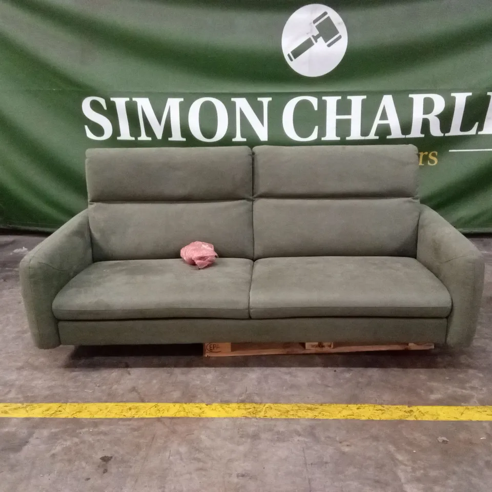 QUALITY DESIGNER ITALIAN MADE DUSK LARGE 3 SEATER SOFA