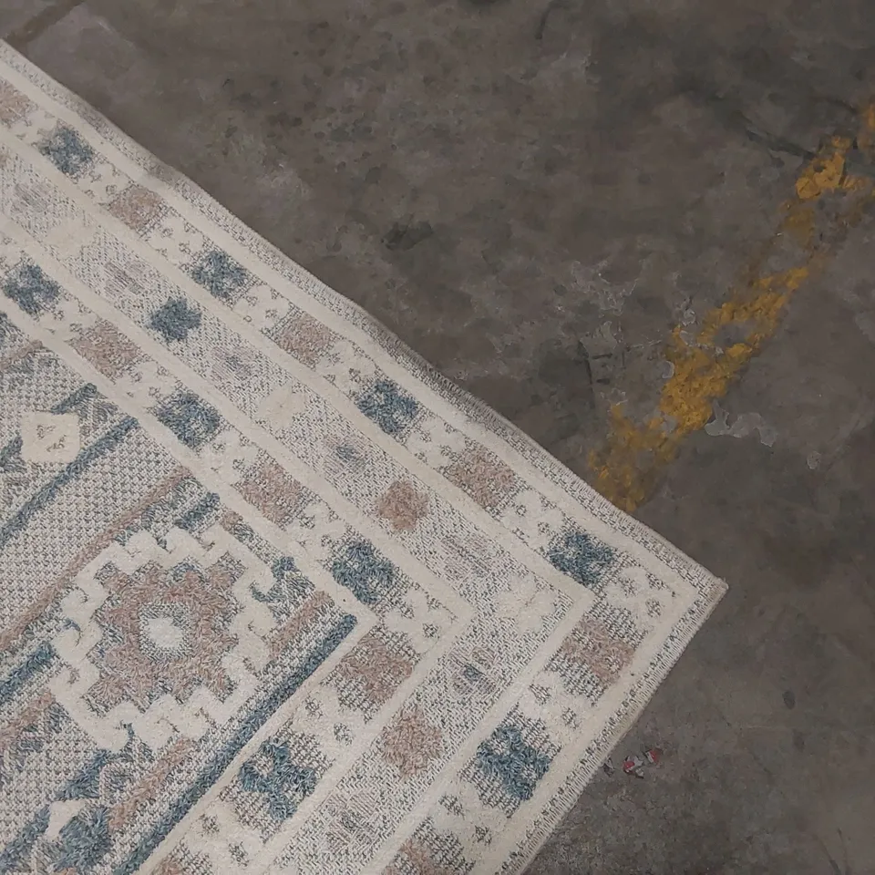 QUALITY DESIGNER AREA RUG - APPROXIMATELY 290 x 196cm