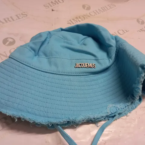 JACQUEMUS BLUE BUCKET HAT