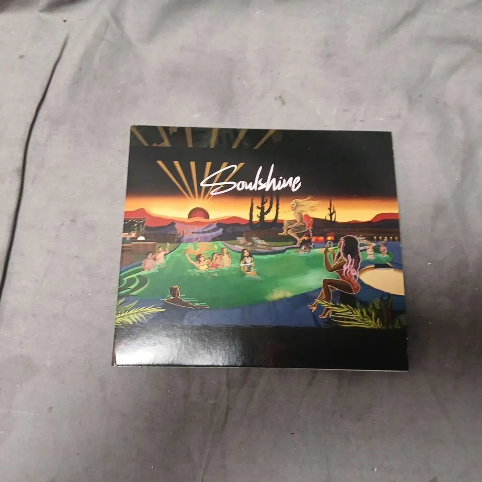 11 SIGNED SOULSHINE BY LUKE MACHIN CDS