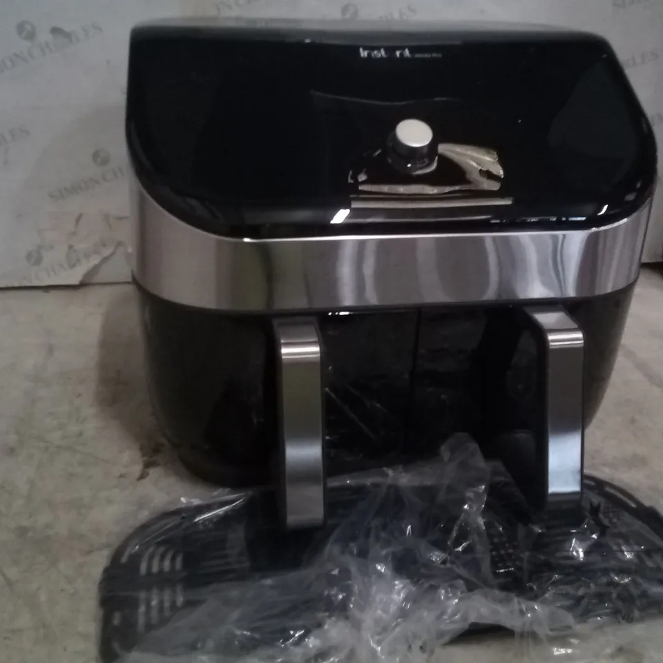 BOXED INSTANT VORTEX PLUS DUAL AIR FRYER 8-IN-1 