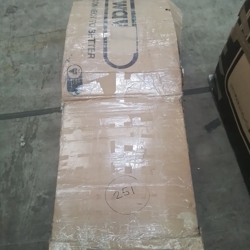 REEBOK FR20 FLOATRIDE TREADMILL  RRP £699.99