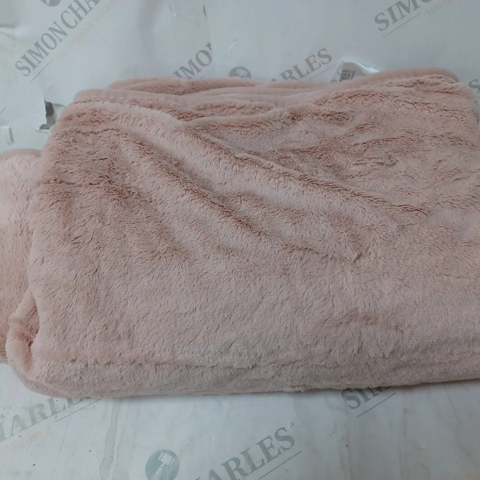 COZEE HOME VELVETSOFT HEATED THROW IN PINK