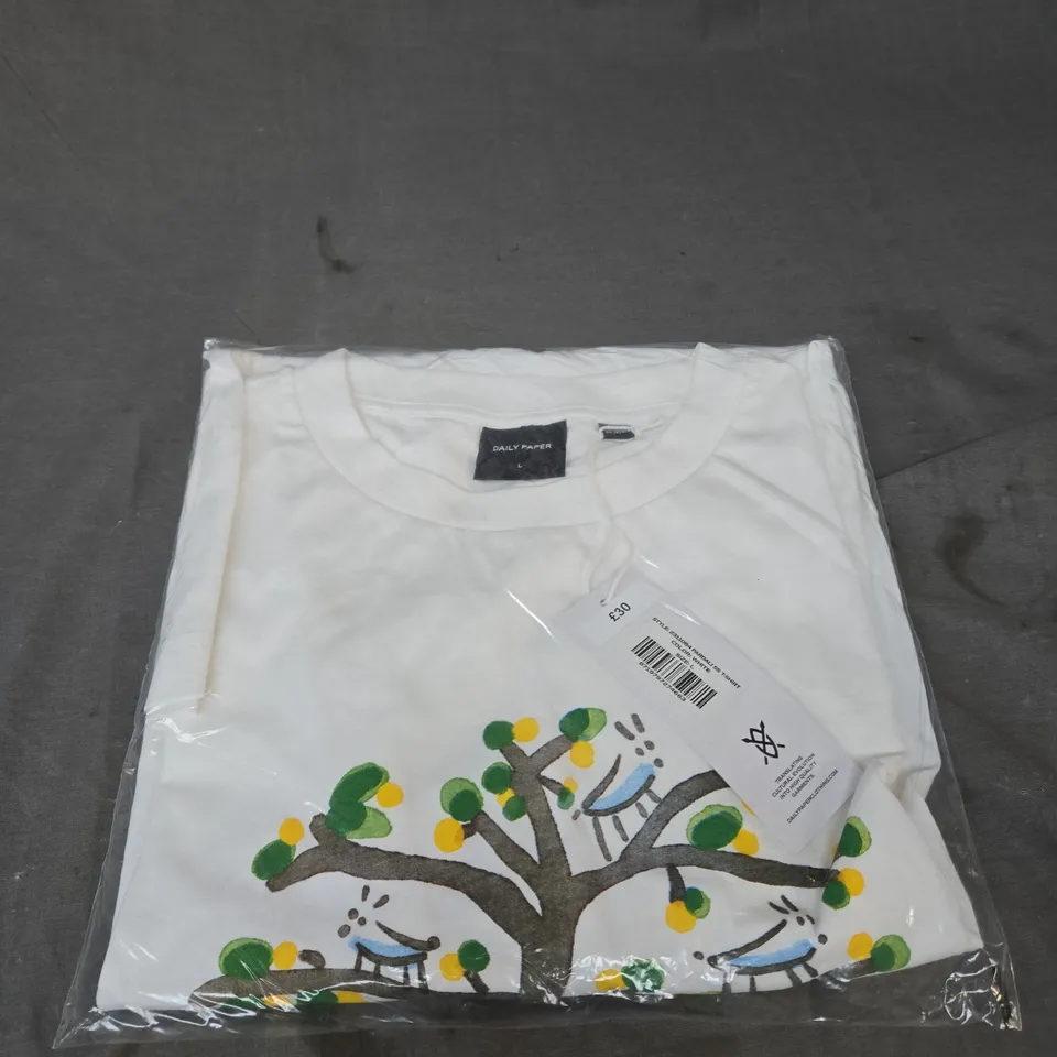 BAGGED DAILY PAPER - PARDALI SS GRAPHIC T-SHIRT SIZE L