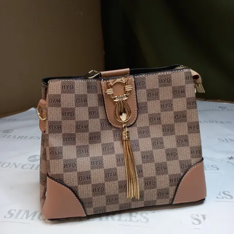 HYDPJ BROWN STRAPPED BAG 