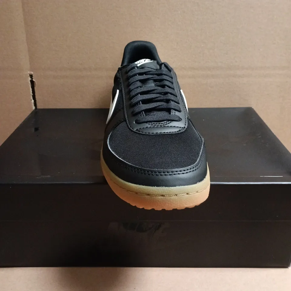 BOXED PAIR OF NIKE WOMENS FIELD GENERAL SNEAKERS – BLACK/WHITE – UK 6