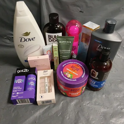 APPROXIMATELY 20 ASSORTED HEALTH & BEAUTY PRODUCTS TO INCLUDE DOVE BODY WASH, BED HEAD HAIR SMOOTHING CREAM, BULLDOG SHOWER GEL, ETC