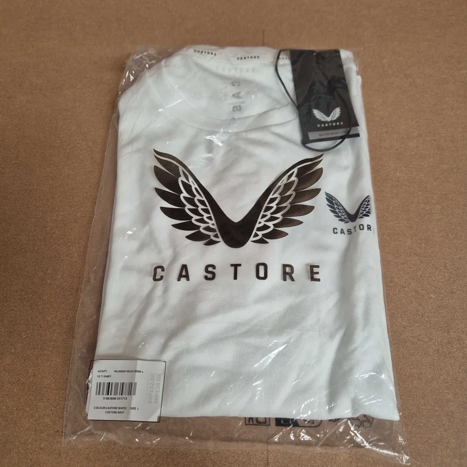 BAGGED CASTORE ADAPT SS T-SHIRT IN WHITE - LARGE