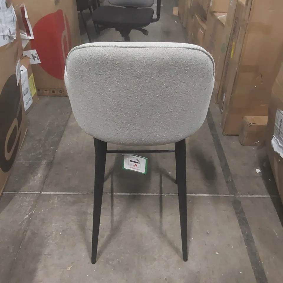 DANETTI LANI CHAMPAGNE VELVET BLACK METAL BAR STOOL