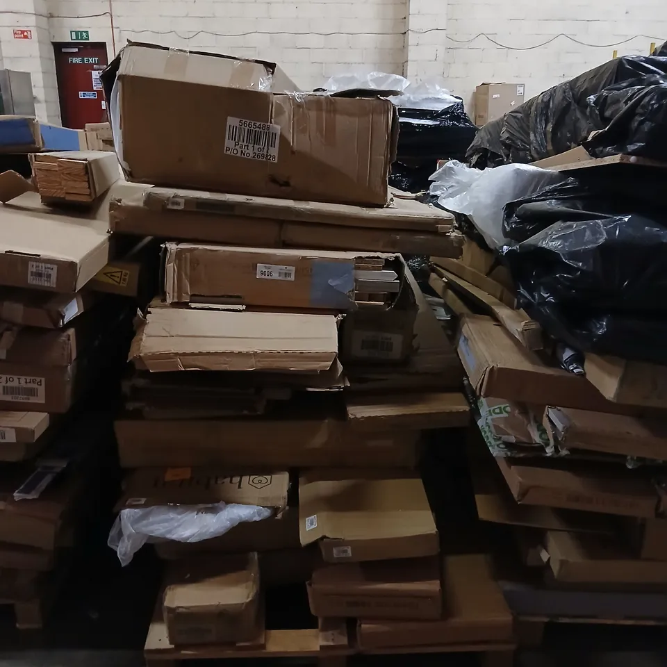 PALLET OF ASSORTED UNPROCESSED RAW RETURN FURNITURE