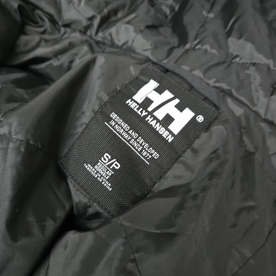 HELLY HANSEN ZIP COAT IN BLACK - SMALL