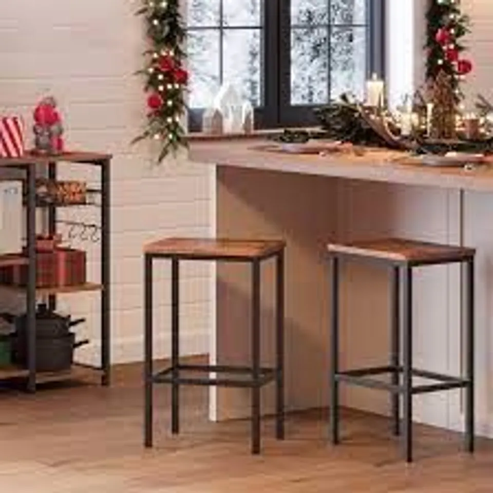 MAYFAIR 65CM BAR STOOL 