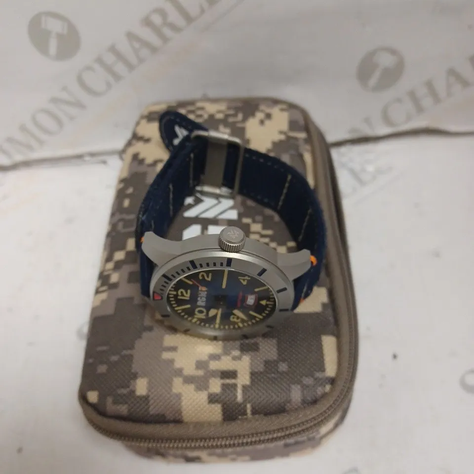 BOXED RGMT GENTS MILITARY WATCH WITH ADDITIONAL STRAP - QUARTZ MOVEMENT - STAINLESS STEEL - 5 ATM. 