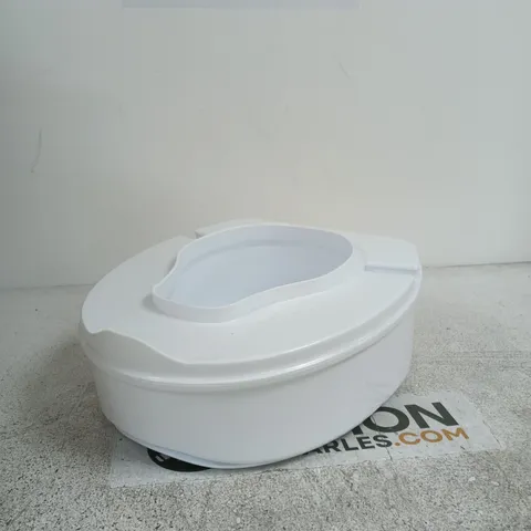 RAISED TOILET SEAT RISER – WHITE PLASTIC WITH INSTRUCTION SHEET