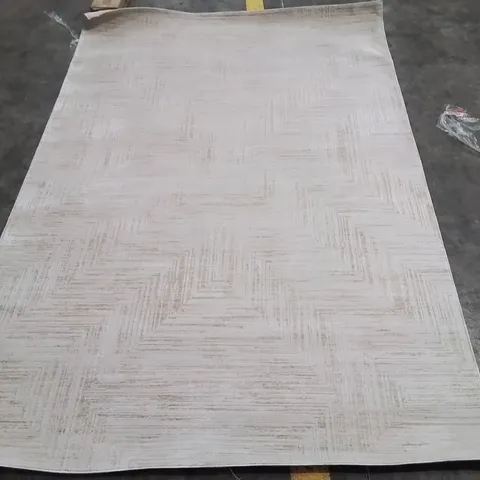 BEZORE GEO BEIGE RUG APPROXIMATELY 160X240CM
