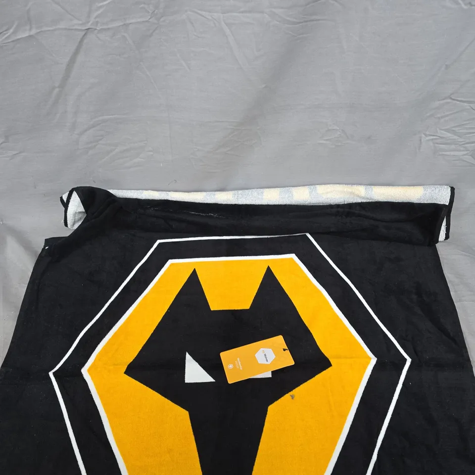 WOLVERHAMPTON WONDERERS TOWEL