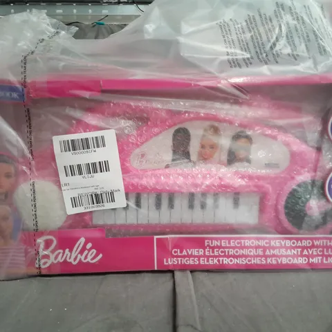 BARBIE FUN ELECTRONIC KEYBOARD WITH LIGHTS