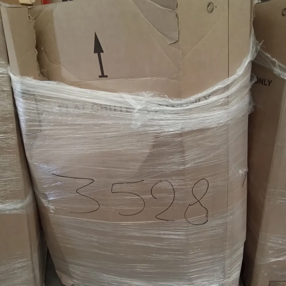PALLET OF ASSORTED ITEMS INCLUDING STOREMIC TOILET SEAT, MACOOK RICE COOKER, LLIVEKIT AIR FRYER, BACOENG ASH VAC, YUM ASIA SAKURA RICE COOKER, AIR FRYER TOASTER OVEN