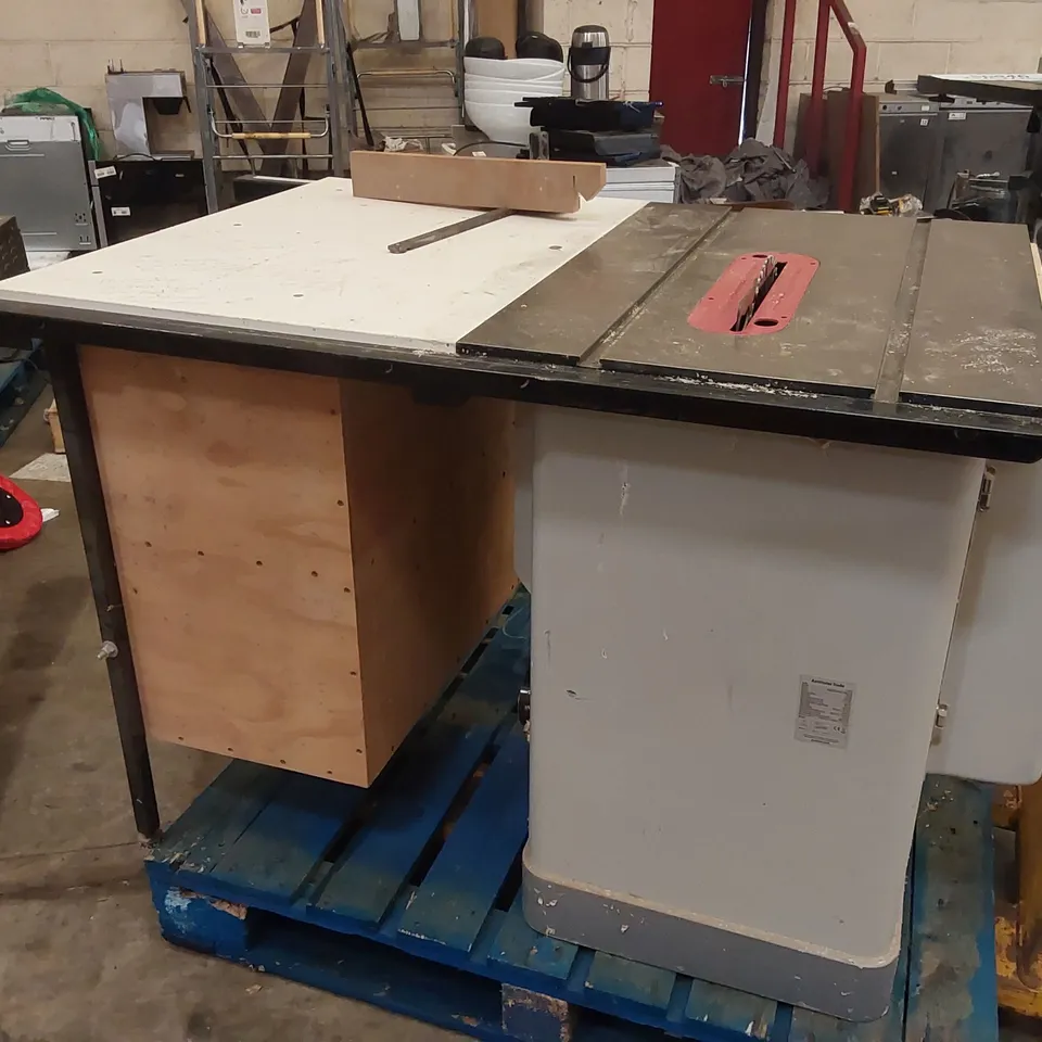 AXMINSTER TRADE AT254LTS TABLE SAW WITH EXTENSION TABLE