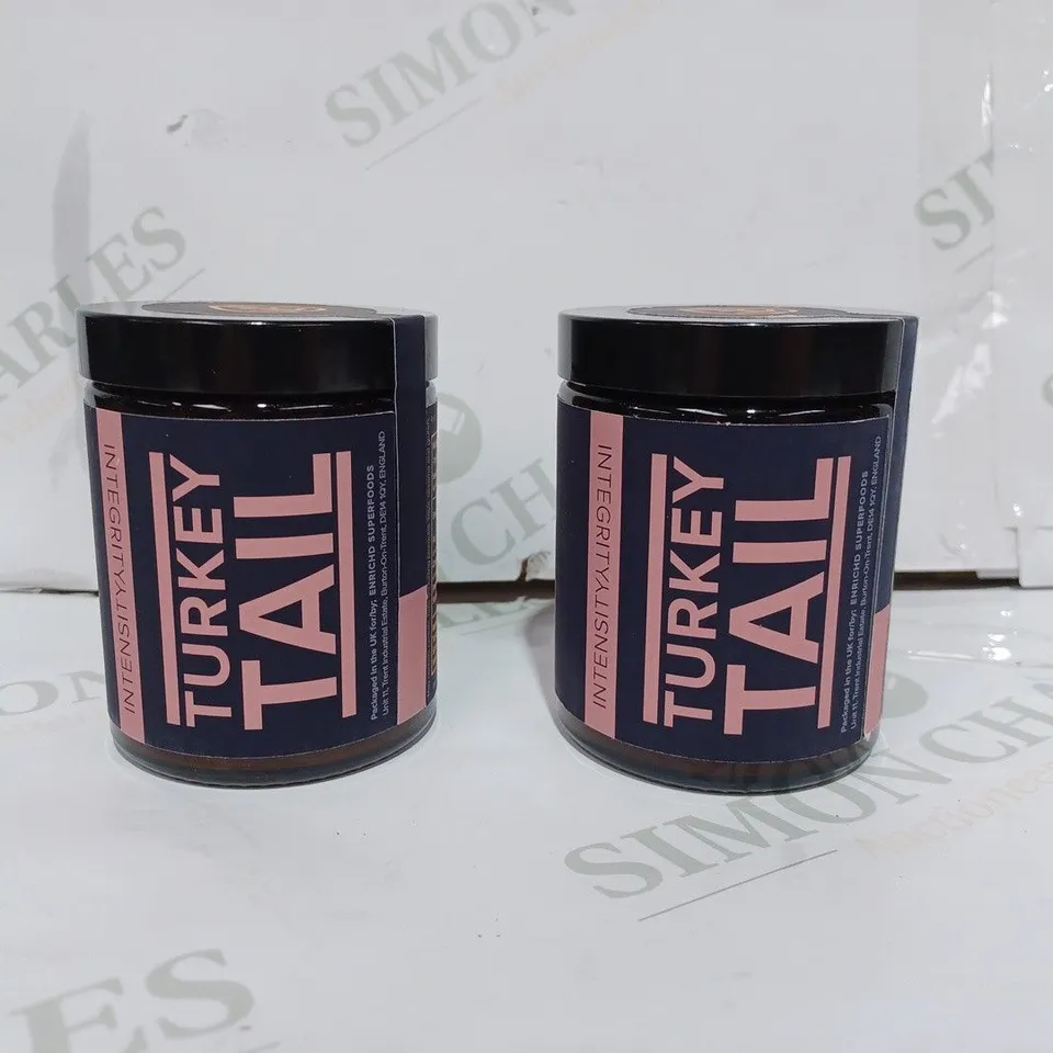 LOT TO CONTAIN 2 X 70G TURKEY TAIL MUSHROOM UK MADE GLASS JAR POWDER - COLLECTION ONLY