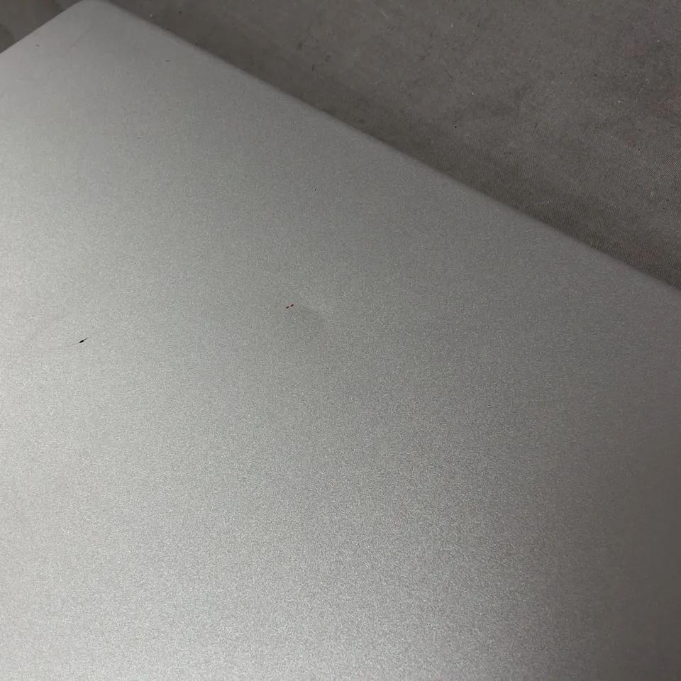 UNBOXED LENOVO IDEAPAD 14Q8C05 LAPTOP IN SILVER