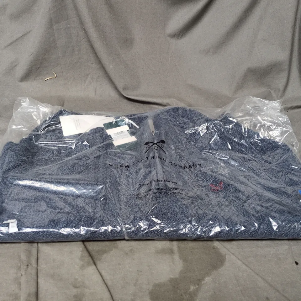 BAGGED CREW CLOTHING COMPANY CABLE HALF ZIP TOP MEDIUM