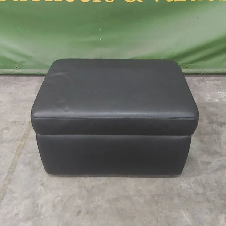 QUALITY DESIGNER ITALIAN MADE PANDORA LEATHER UPHOLSTERED OTTOMAN FOOTSTOOL