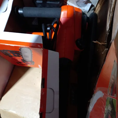 BLACK + DECKER 36 V LITHIUM-ION CHAINSAW 30CM
