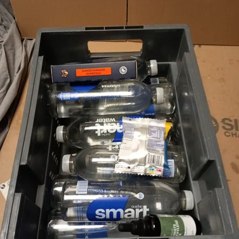 TOTE OF APPROXIMATELY 13 ASSORTED FOOD AND DRINK TO INCLUDE: SMARTWATER 600ML BOTTLES 