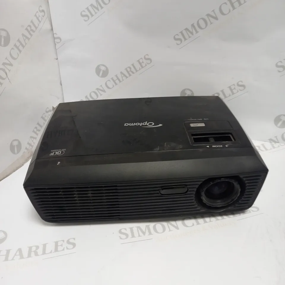 OPTOMA DLP PROJECTION DISPLAY