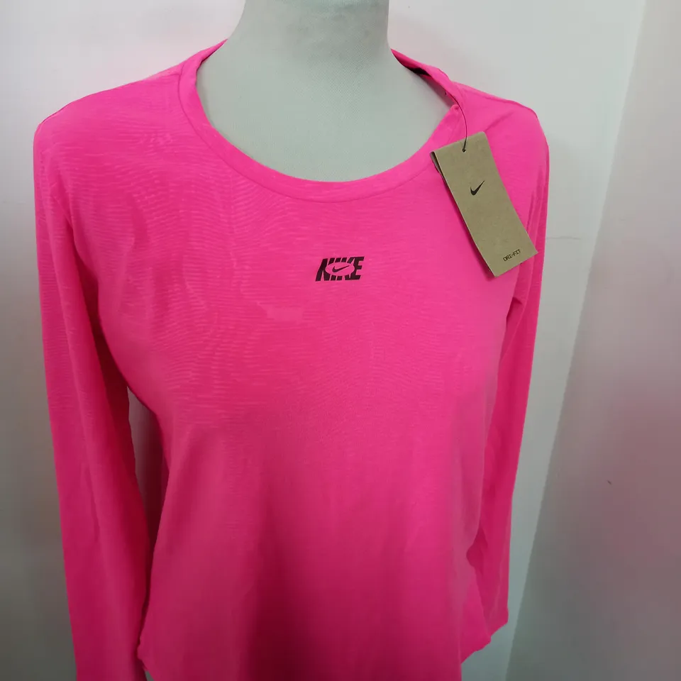 NIKE WOMENS LONG SLEEVED TRAINING TOP SIZE M