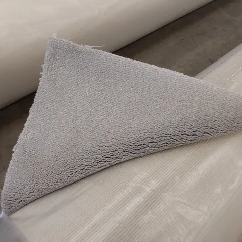 ROLL OF QUALITY EC HEARTLAND FRANKLEY CARPET // SIZE: APPROX 4 X 2.8m