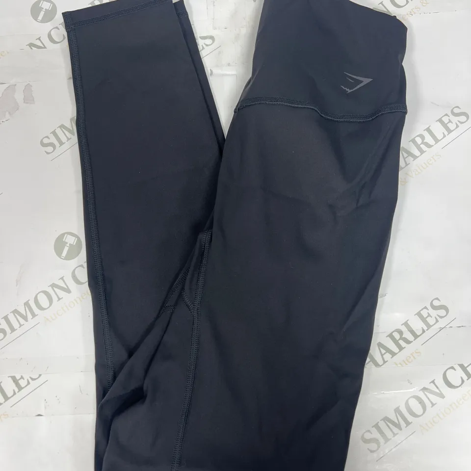 GYMSHARK TRAINING LEGGINGS IN BLACK SIZE SMALL 