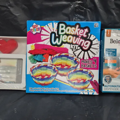 BOX OF APPROXIMATELY 20 ASSORTED HOUSEHOLD ITEMS TO INCLUDE SOAP DISPENSER, BASKET WEAVING KIT, ETC - COLLECTION ONLY