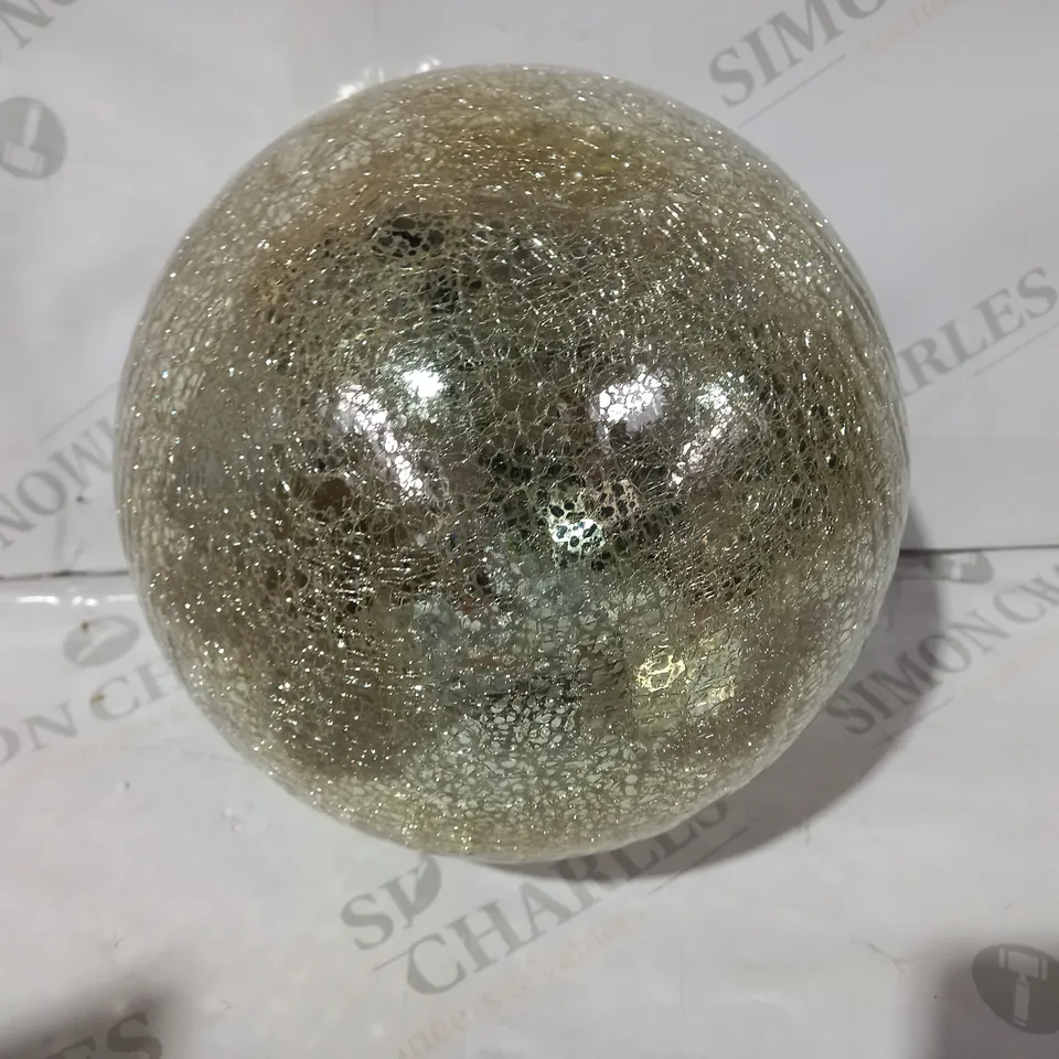 MR CHRISTMAS 8" GLASS CRACKLE SPHERE WITH ROTATING LIGHT