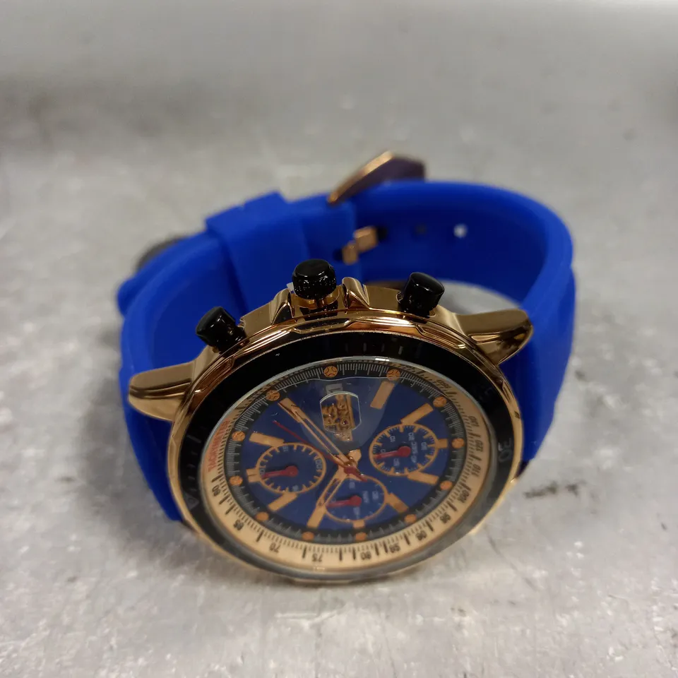 VICKERS ARMSTRONGS ESCAPADE BLUE DIAL WATCH 