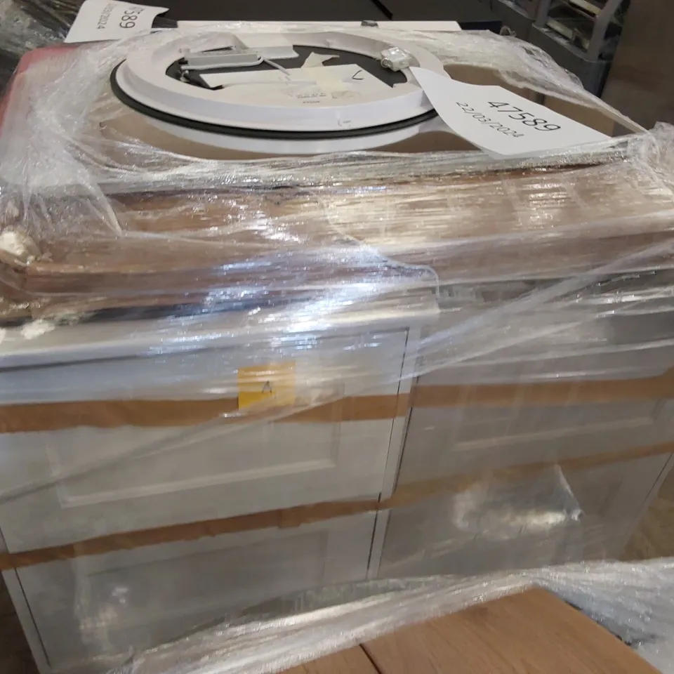 PALLET OF ASSORTED BATHROOM PRODUCTS. INCLUDING MIRROR, VANITY BASINS, BATHROOM FURNITURE ETC