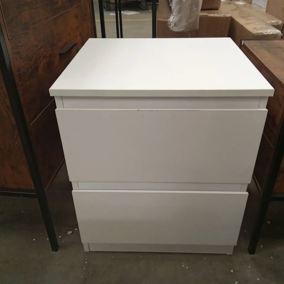 VIDA DESIGNS 2 DRAWER BEDSIDE CABINET - WHITE