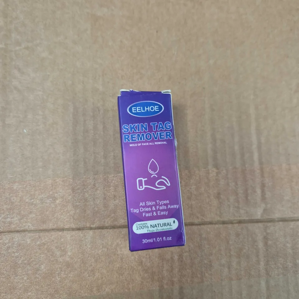 APPROXIMATELY 10 ASSORTED ITEMS INCLUDING FOOT PEEL MASK AND SKIN TAG REMOVER
