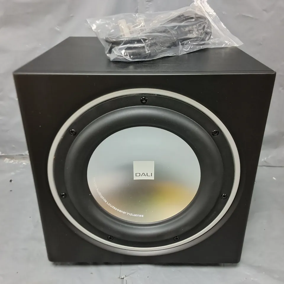 DALI E9F SUBWOOFER - SATIN BLACK