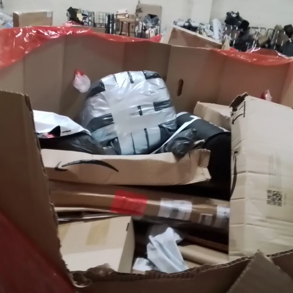 PALLET OF ASSORTED HOUSEHOLD GOODS AND PRODUCTS TO INCLUDE;TOILET SEAT,TOILET SEAT COVER,LED AQUARIUM LIGHT