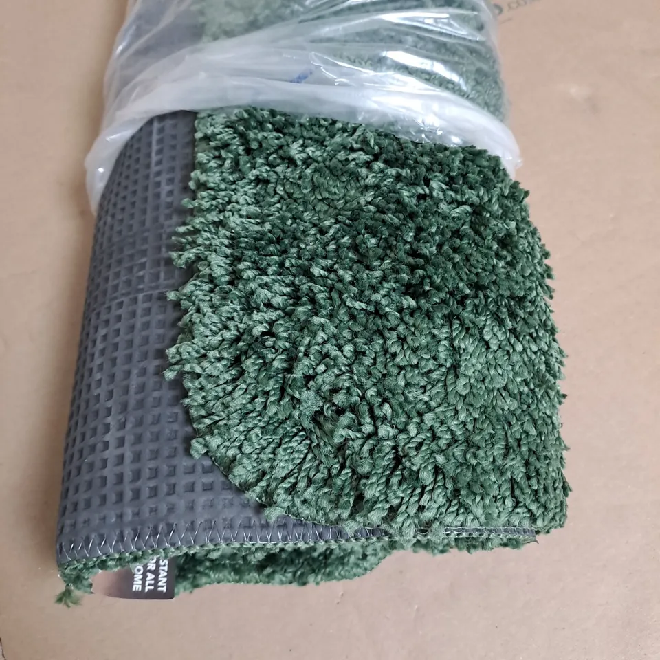 WASHABLE SHAGGY RUG IN FOREST GREEN - 80X120CM