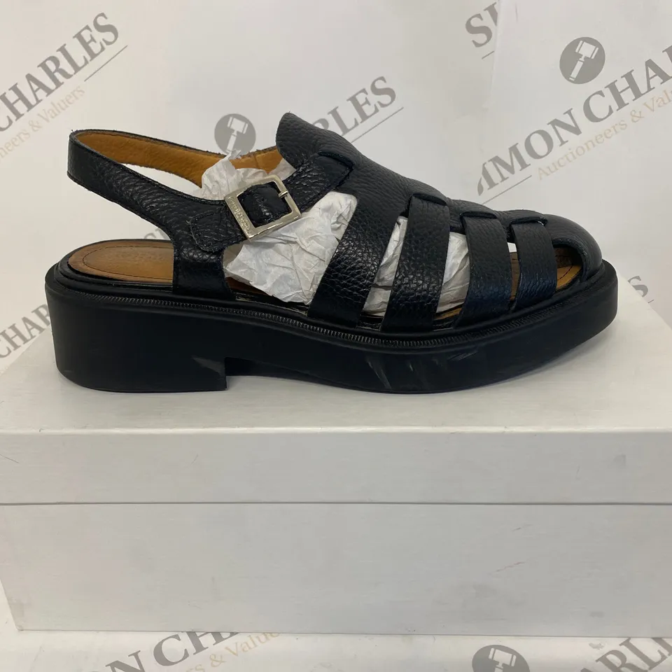 BOXED PAIR OF RUSSELL&BROMLEY BLACK SHOES SIZE 38