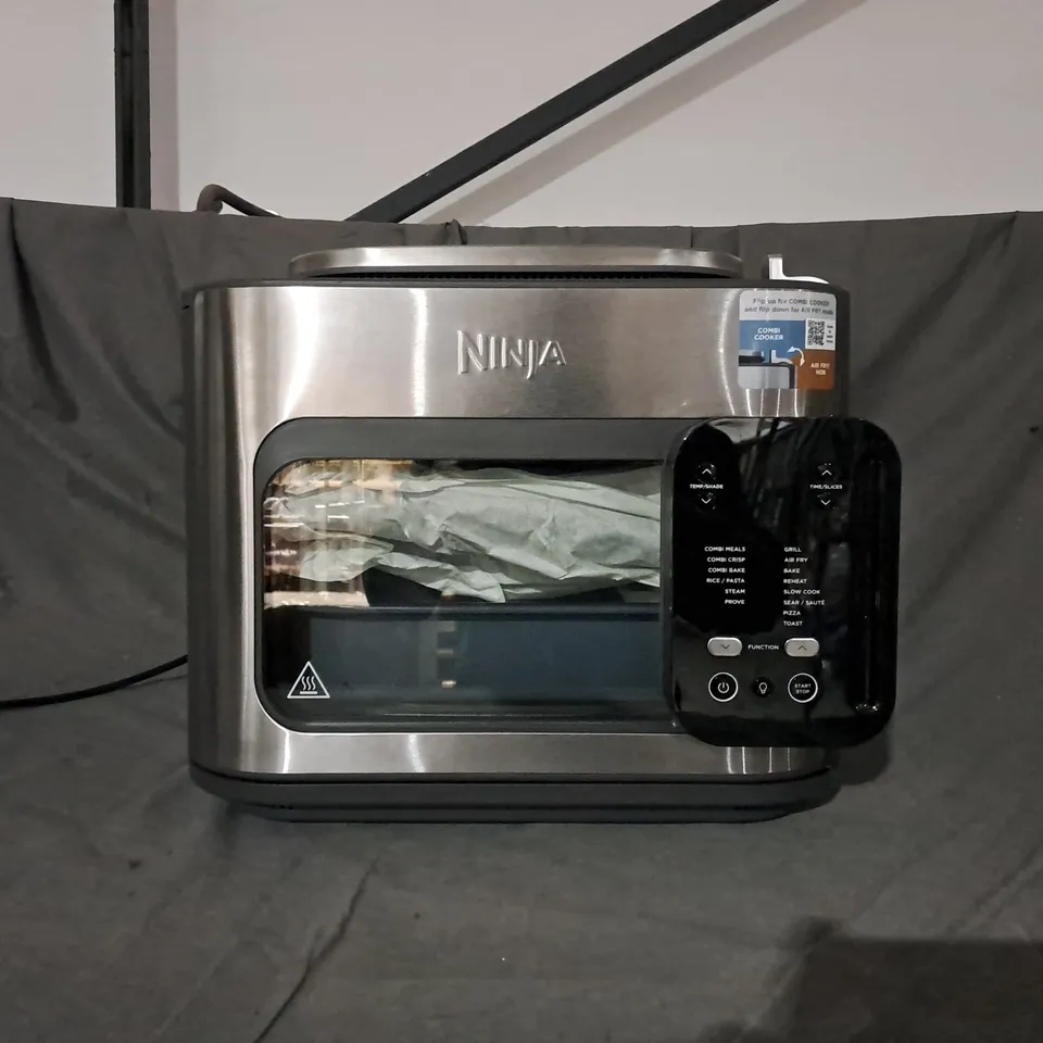 BOXED NINJA MULTIFUNCTION 14-IN-1 OVEN & AIR FRYER 
