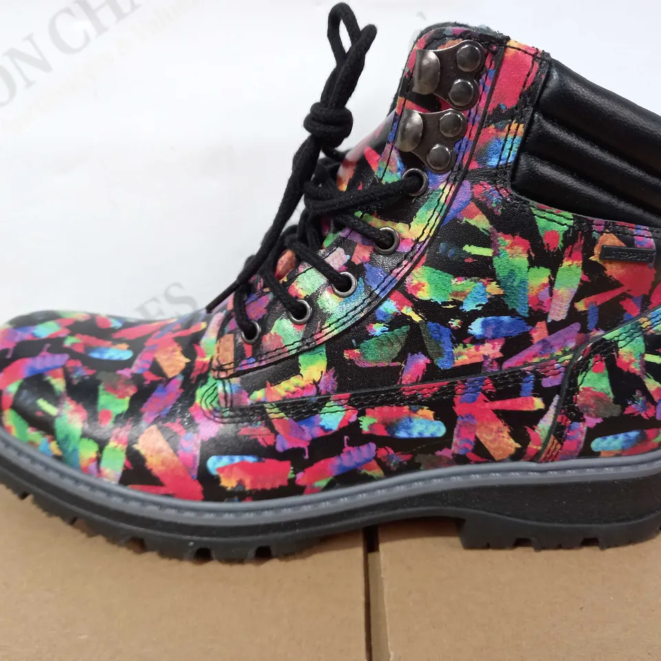 ADESSO TANYA WATER PROOF BOOT (MULTICOLOUR), SIZE 6 UK